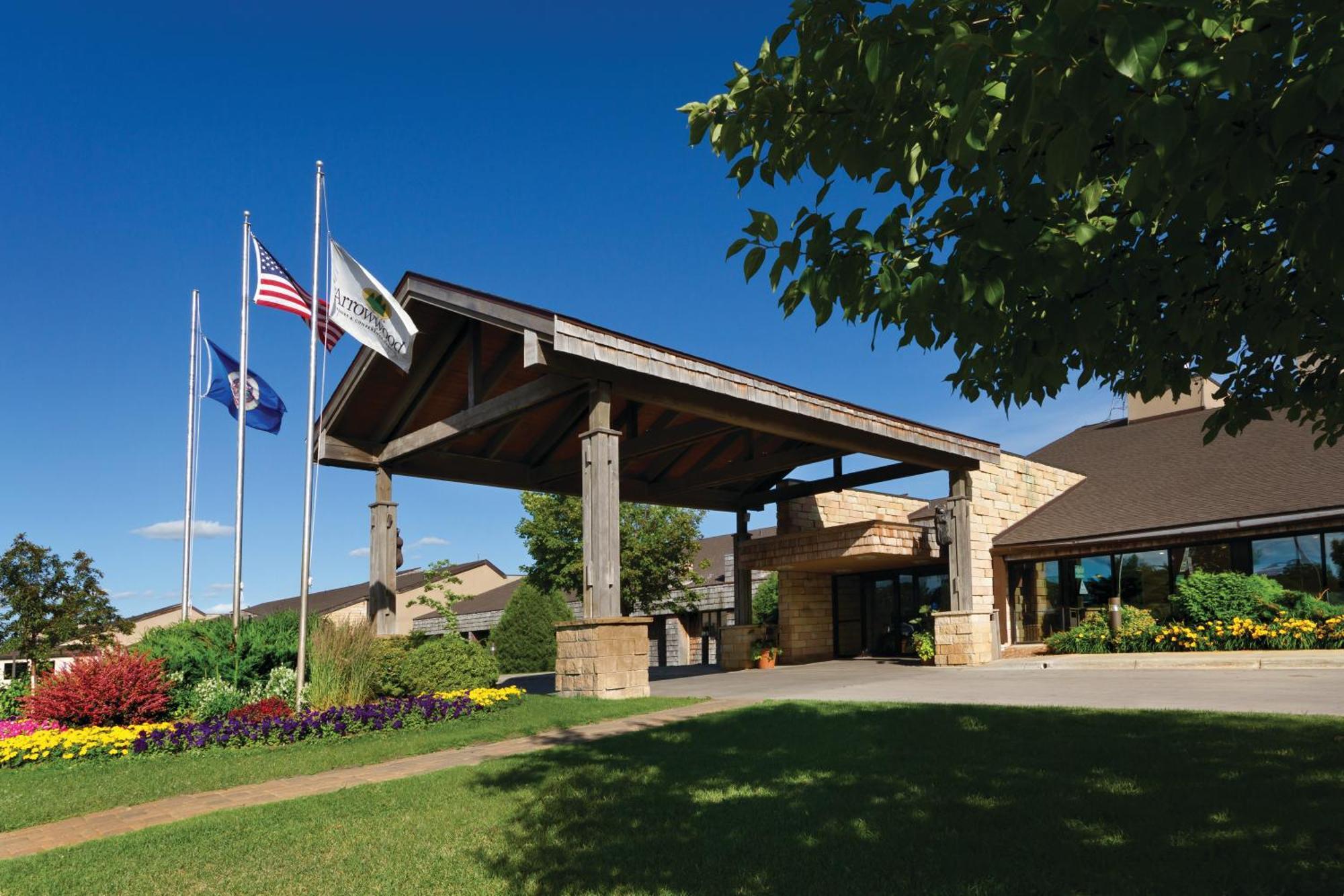Arrowwood Resort Hotel And Conference Center - Alexandria Exterior photo